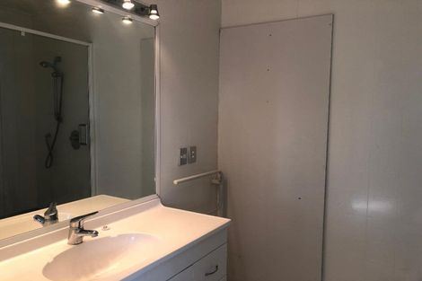 Photo of property in 2 Maniapoto Grove, Waipahihi, Taupo, 3330