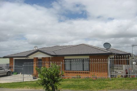 Photo of property in 4 Eloise Place, Clendon Park, Auckland, 2103