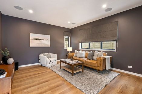 Photo of property in 21 Porokaiwhiri Street, Crofton Downs, Wellington, 6035