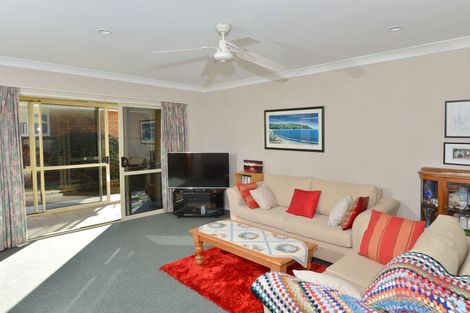 Photo of property in 32 Markson Avenue, Onerahi, Whangarei, 0110