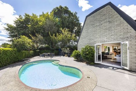 Photo of property in 1 Hanover Place, Ilam, Christchurch, 8041