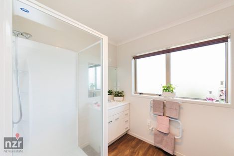 Photo of property in 23 Masefield Terrace, Kelvin Grove, Palmerston North, 4414