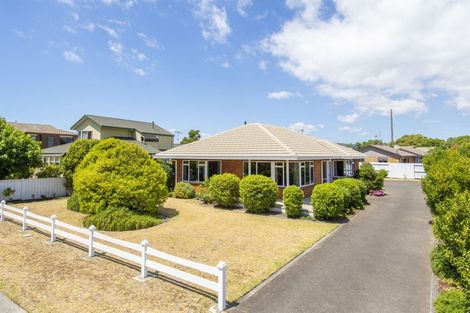 Photo of property in 53 Matapihi Road, Mount Maunganui, 3116