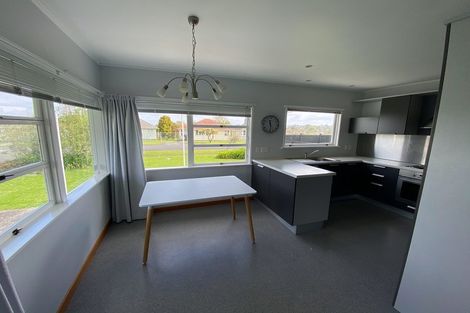 Photo of property in 106 Eversleigh Road, Belmont, Auckland, 0622