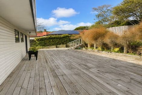 Photo of property in 9 William Hadlow Place, Hatfields Beach, Orewa, 0931