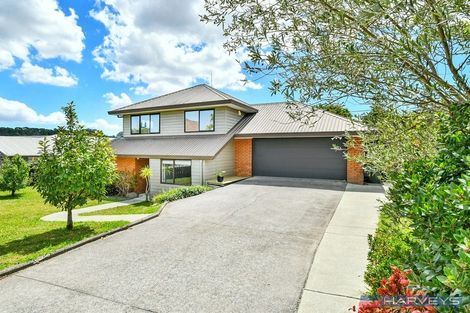 Photo of property in 9 Rarahu Place, The Gardens, Auckland, 2105