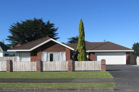 Photo of property in 8 Bannings Way, Hobsonville, Auckland, 0618