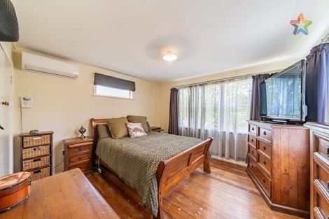 Photo of property in 21 Kennedy Grove, Stokes Valley, Lower Hutt, 5019