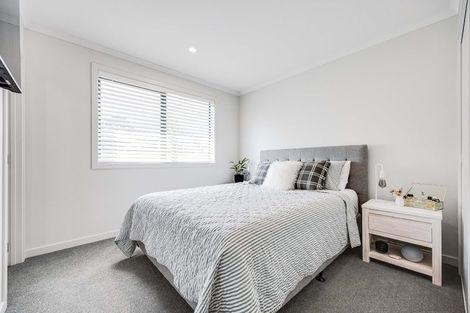 Photo of property in 2 Awatiro Drive, Kaukapakapa, 0871