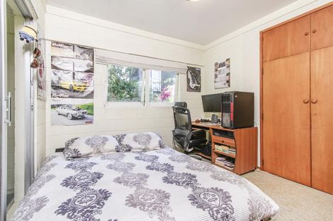 Photo of property in 201 Godley Road, Titirangi, Auckland, 0604