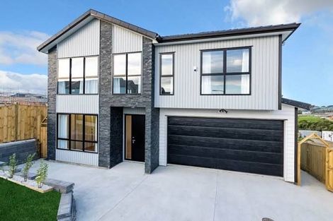 Photo of property in 32 Goodfellow Lane, Flat Bush, Auckland, 2019