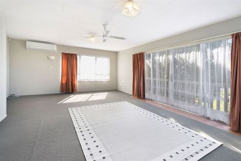 Photo of property in 38d Hetherington Road, Ranui, Auckland, 0612