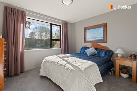 Photo of property in 17 Wavy Knowes Drive, Waldronville, Dunedin, 9018