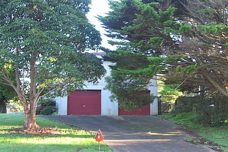 Photo of property in 5 Banksia Place, Goodwood Heights, Auckland, 2105