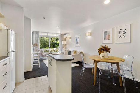 Photo of property in 3/73 Princes Street, Northcote Point, Auckland, 0627