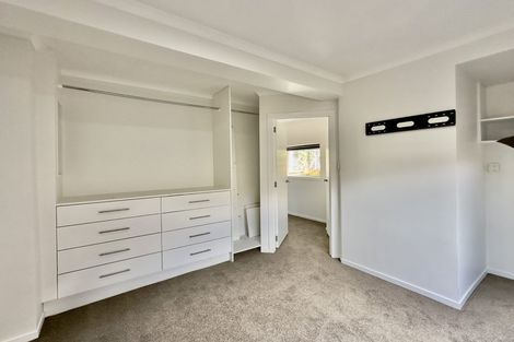 Photo of property in 2/49 Archers Road, Hillcrest, Auckland, 0629