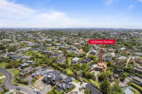 Photo of property in 16 Fenton Terrace, Cockle Bay, Auckland, 2014