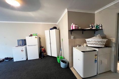 Photo of property in 3c Orams Road, Hillpark, Auckland, 2102