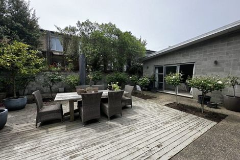 Photo of property in 18 Dorset Street, Balaclava, Dunedin, 9011