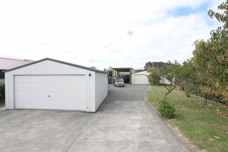 Photo of property in 26 Kuku Street, Tangimoana, 4822
