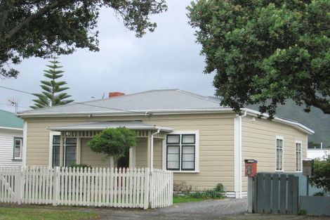 Photo of property in 8 Pitt Street, Moera, Lower Hutt, 5010