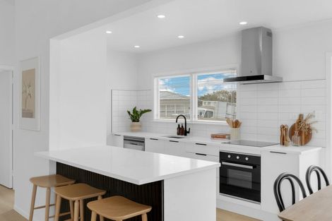 Photo of property in 36 Normandy Place, Henderson, Auckland, 0610