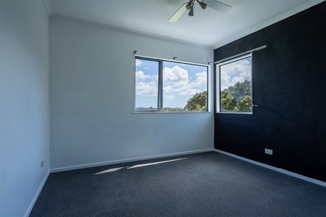 Photo of property in 42 Piwakawaka Rise, Karetu, 0283