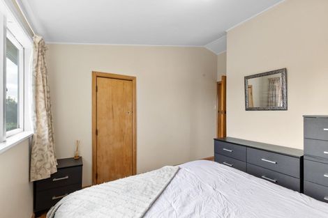 Photo of property in 4 Renfrew Place, Highbury, Palmerston North, 4412