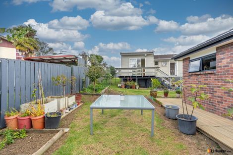 Photo of property in 52 Hobart Crescent, Wattle Downs, Auckland, 2103