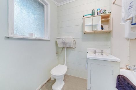 Photo of property in 5 Short Street, Manurewa East, Auckland, 2102