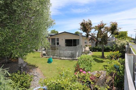 Photo of property in 2 Mason Street, Riverdale, Gisborne, 4010