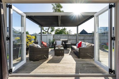 Photo of property in 30a Fairview Place, Te Puke, 3119