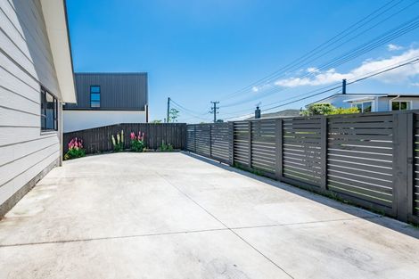 Photo of property in 50 Dale Road, Raumati South, Paraparaumu, 5032