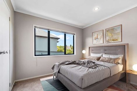 Photo of property in 3 Sonoma Crescent, Oteha, Auckland, 0632