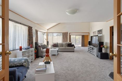 Photo of property in 29 Roskilda Crescent, Taradale, Napier, 4112