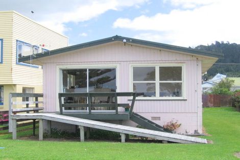 Photo of property in 5 Savage Avenue, Waihi Beach, 3611