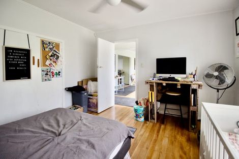 Photo of property in 62 Tudor Road, Henderson, Auckland, 0610