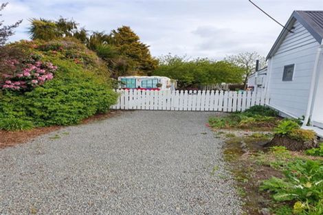 Photo of property in 4 Holmes Street, Waimate, 7924