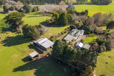 Photo of property in 96 Alfredton Road, Eketahuna, 4900