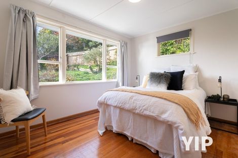 Photo of property in 1 Beazley Avenue, Paparangi, Wellington, 6037