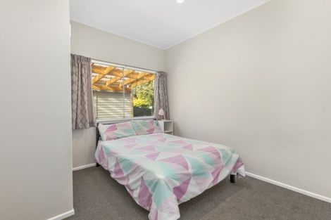 Photo of property in 33 Tawhai Street, Stokes Valley, Lower Hutt, 5019