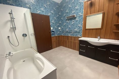 Photo of property in 5 The Glade South, Pukekohe, 2120