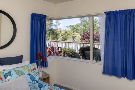 Photo of property in 22 Kowhai Grove, Raumati Beach, Paraparaumu, 5032