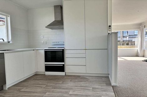 Photo of property in 125a Rosario Crescent, Red Beach, 0932