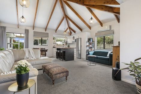 Photo of property in 6 Dillon Drive, Bell Block, New Plymouth, 4312