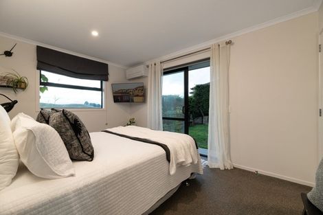 Photo of property in 205 Ballintoy Park Drive, Welcome Bay, Tauranga, 3175
