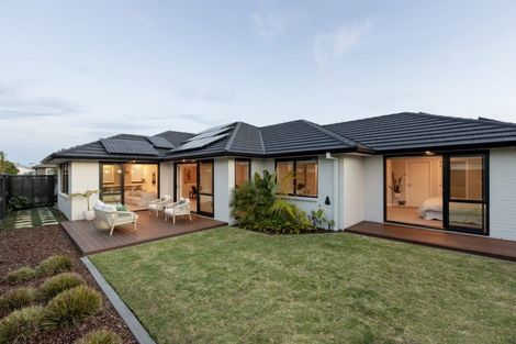 Photo of property in 112 Coast Boulevard, Papamoa Beach, Papamoa, 3118