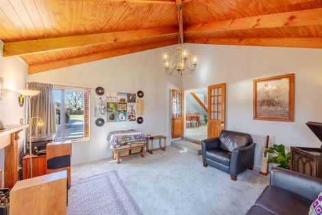 Photo of property in 8 Willow Grove, Waipukurau, 4200