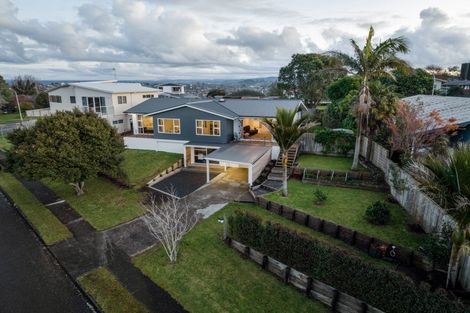 Photo of property in 33 Upland Street, Brookfield, Tauranga, 3110