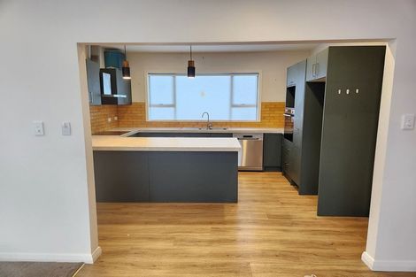 Photo of property in 121 North Avon Road, Richmond, Christchurch, 8013